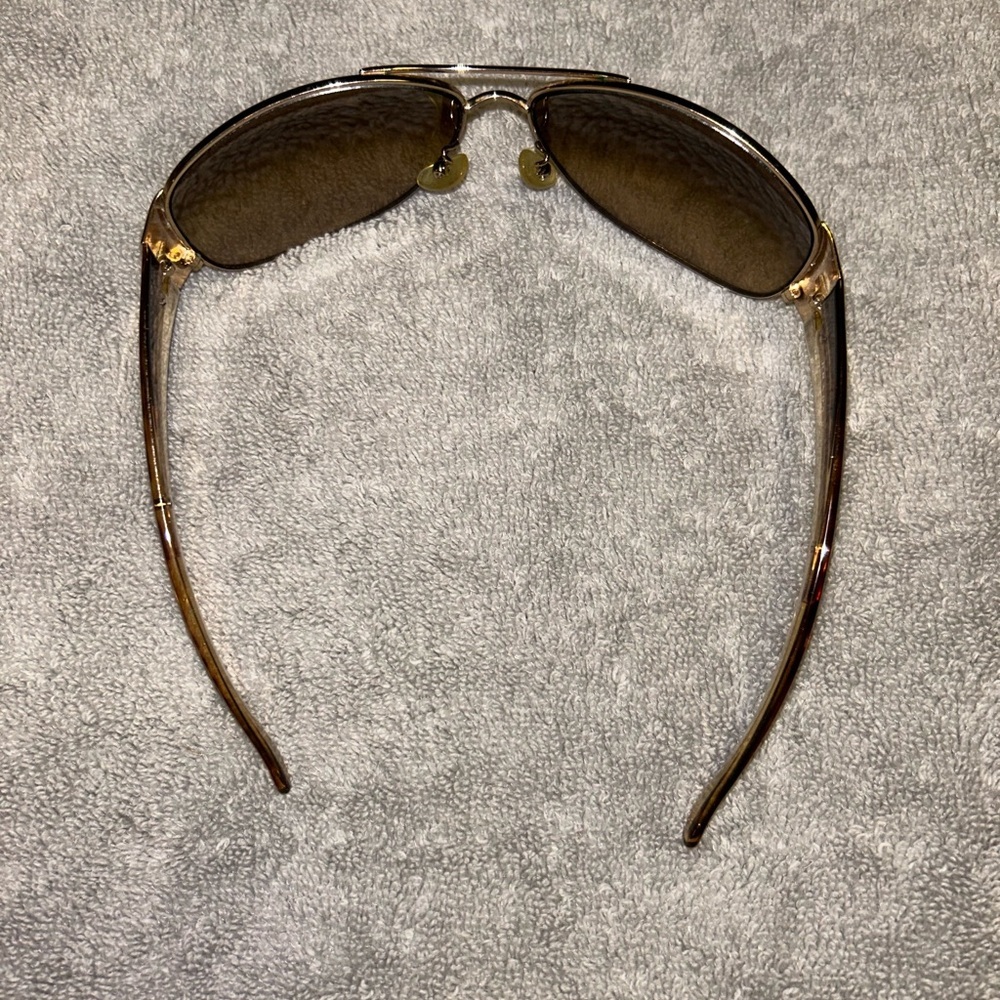 Prada Amber ( lens) Sunglasses w/ case 🌺 - Picture 10 of 13